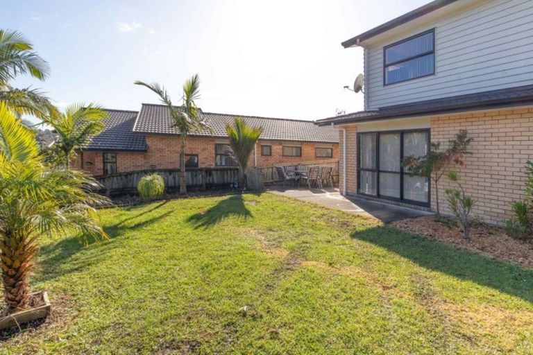 Photo of property in 59a Hewlett Road, Massey, Auckland, 0614