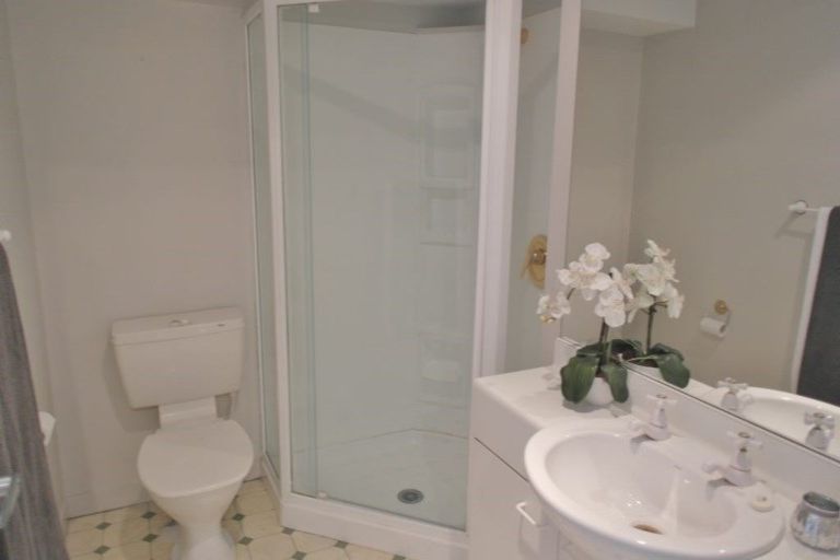Photo of property in 119 Rossall Street, Merivale, Christchurch, 8014