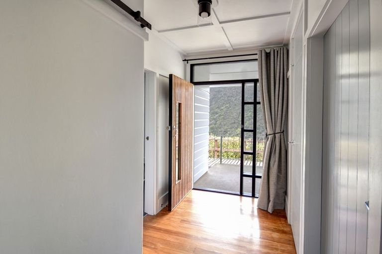 Photo of property in 11 Morepork Lane, Waipori Falls, Outram, 9073