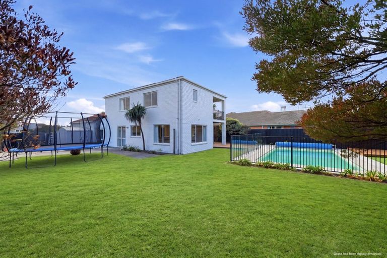 Photo of property in 70 Aston Drive, Waimairi Beach, Christchurch, 8083