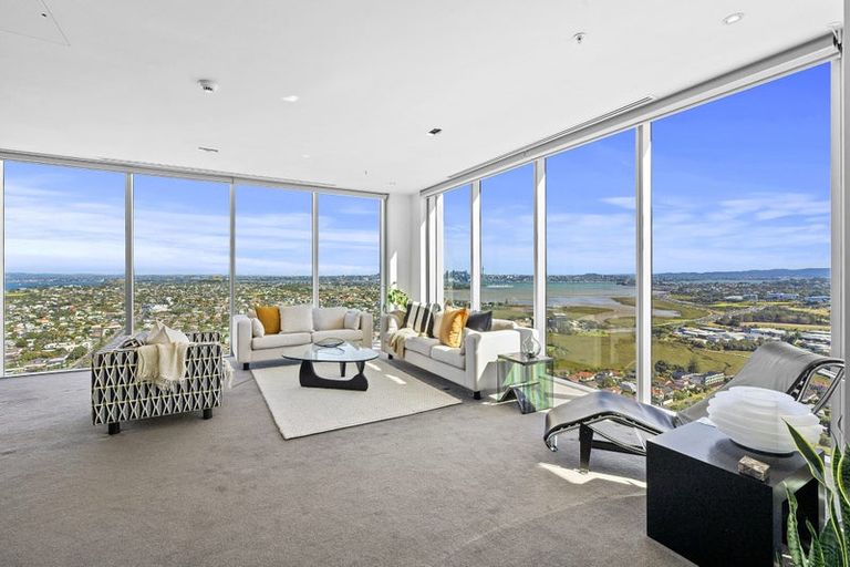 Photo of property in Sentinel Apartments, 2703/3 Northcroft Street, Takapuna, Auckland, 0622