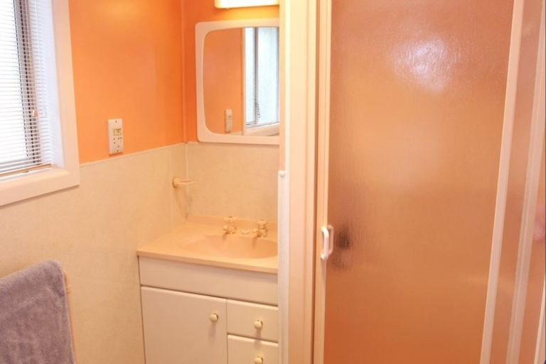 Photo of property in 109 Morton Street, Strathern, Invercargill, 9812