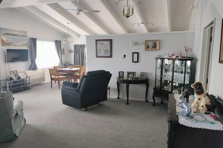 Photo of property in 43 Church Street, Masterton, 5810