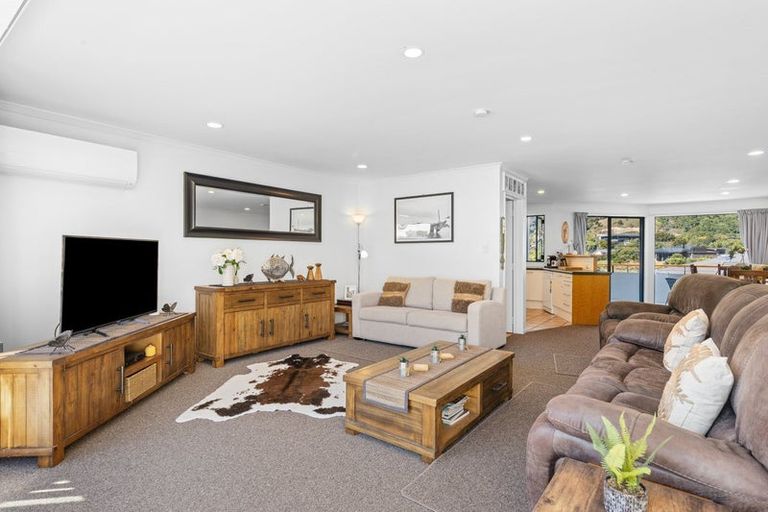 Photo of property in 10/45 Beach Road, Waikawa, Picton, 7220