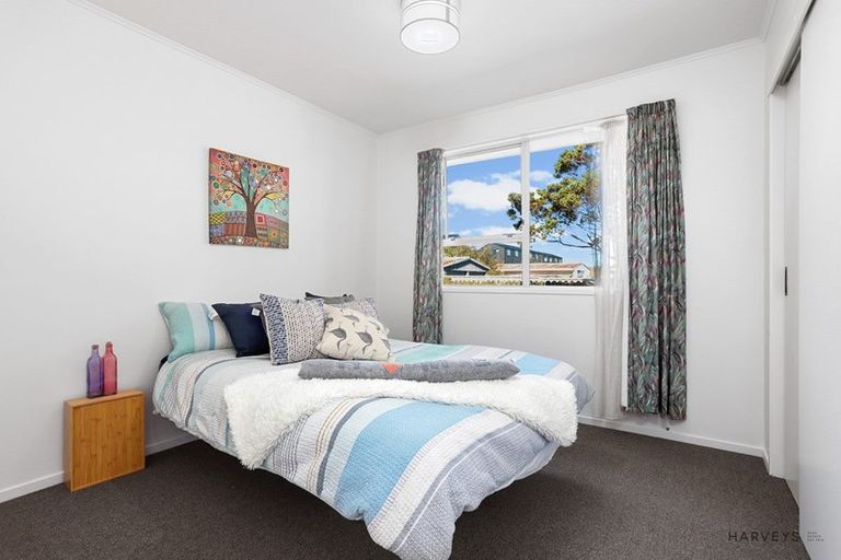 Photo of property in 10 Hinerau Street, Henderson, Auckland, 0612