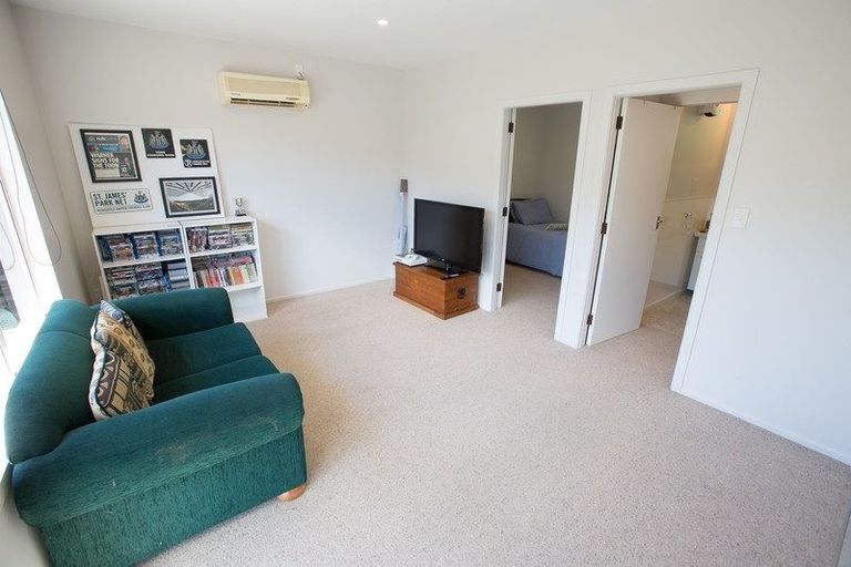 Photo of property in 16 Percival Road, Paraparaumu Beach, Paraparaumu, 5032