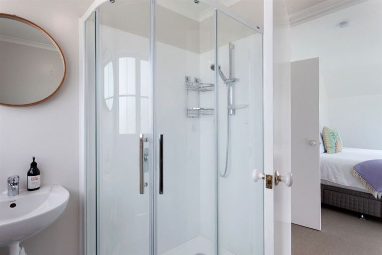 Photo of property in 33 Edgewater Grove, Whakatane, 3120