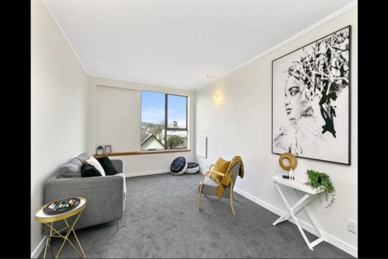 Photo of property in Hobson Court Flats, 27/70u Hobson Street, Thorndon, Wellington, 6011