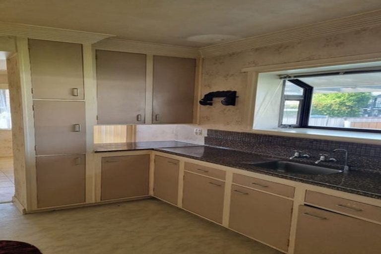 Photo of property in 122 Kimpton Road, Papatoetoe, Auckland, 2025