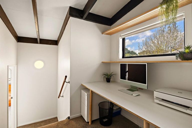 Photo of property in 1115 State Highway 16, Waimauku, 0883