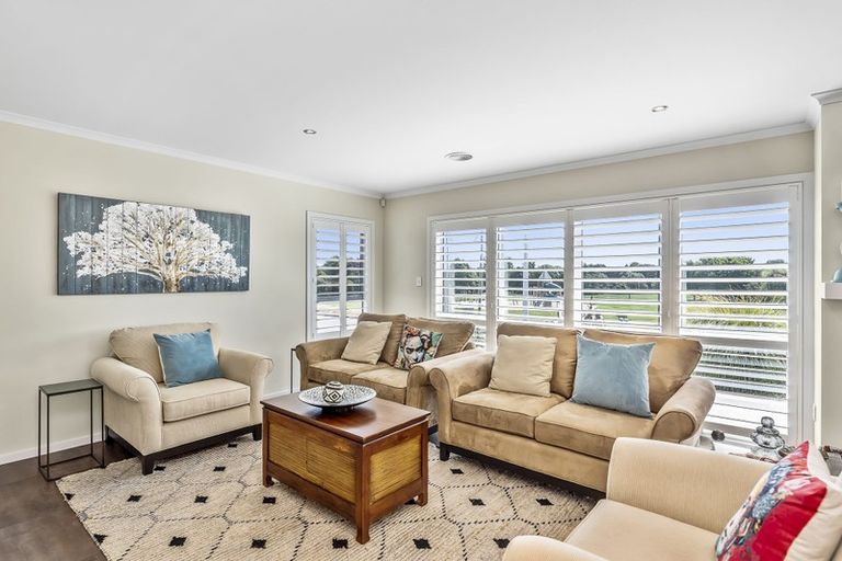 Photo of property in 21 Jade Lane, Paraparaumu, 5032