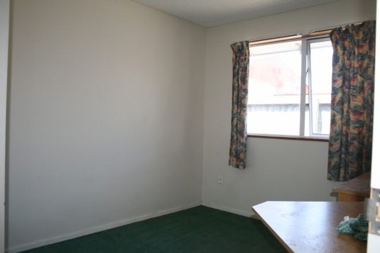 Photo of property in 27 Peverel Street, Riccarton, Christchurch, 8041