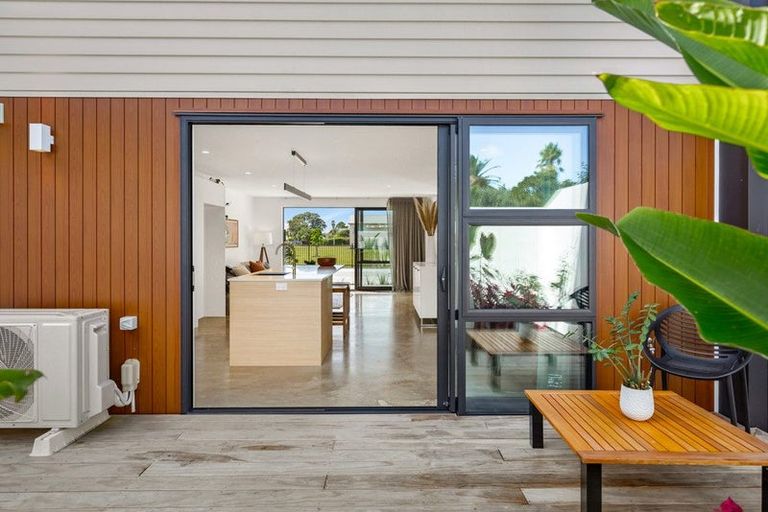 Photo of property in 26c Brennan Avenue, Te Atatu Peninsula, Auckland, 0610