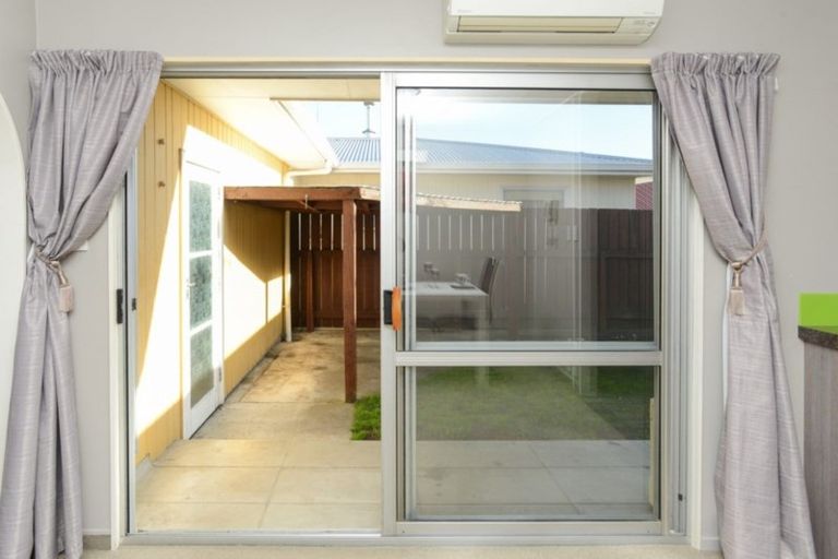 Photo of property in 302f3 Sylvan Road, Parkvale, Hastings, 4122