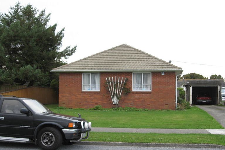 Photo of property in 7 Hewer Crescent, Naenae, Lower Hutt, 5011