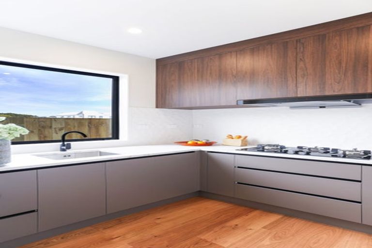 Photo of property in 4 Pukeko Road, Hobsonville, Auckland, 0616