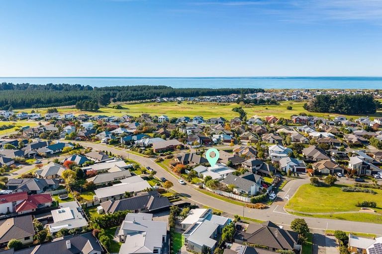Photo of property in 66 Lamorna Road, Parklands, Christchurch, 8083