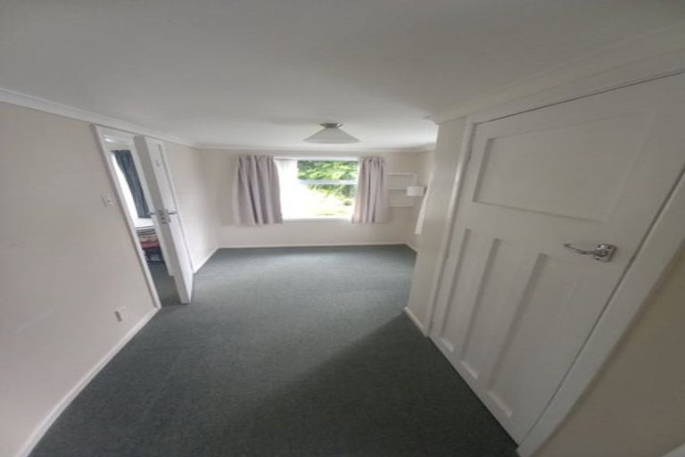 Photo of property in 14 Humphries Street, Greytown, 5712