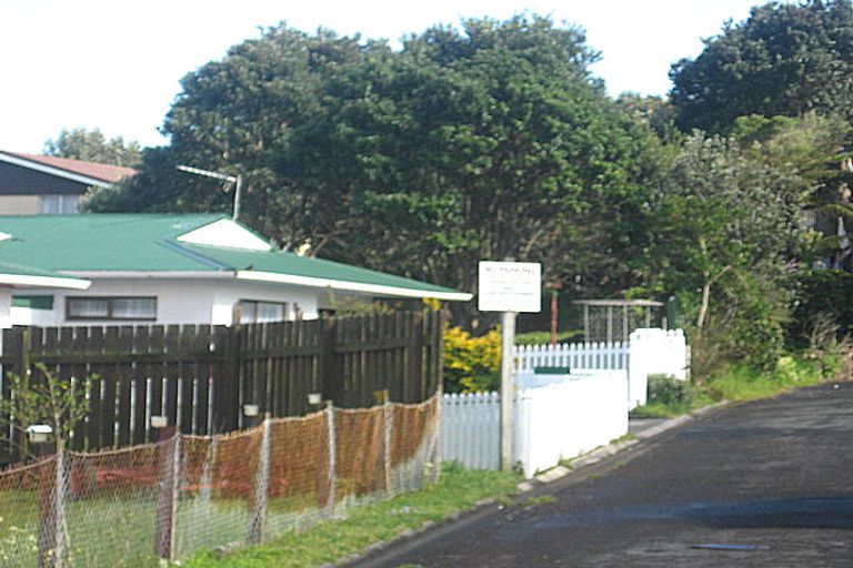 Photo of property in 5c Tahurangi Place, Spotswood, New Plymouth, 4310