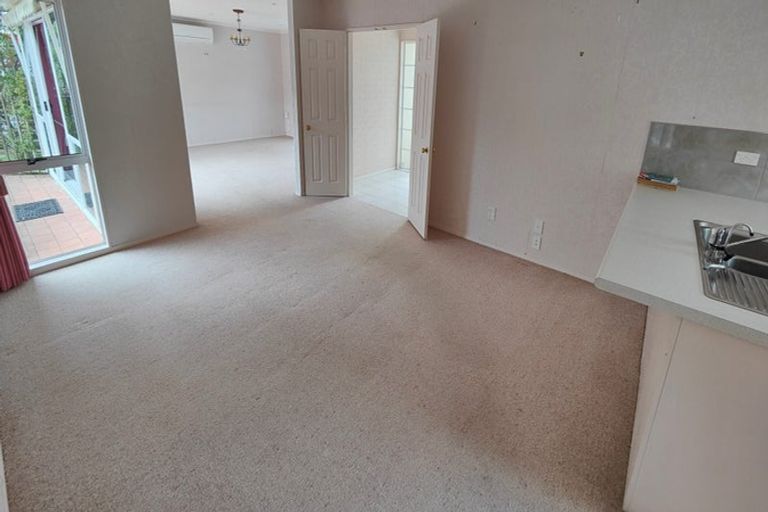 Photo of property in 76 Splitt Avenue, Glenview, Hamilton, 3206