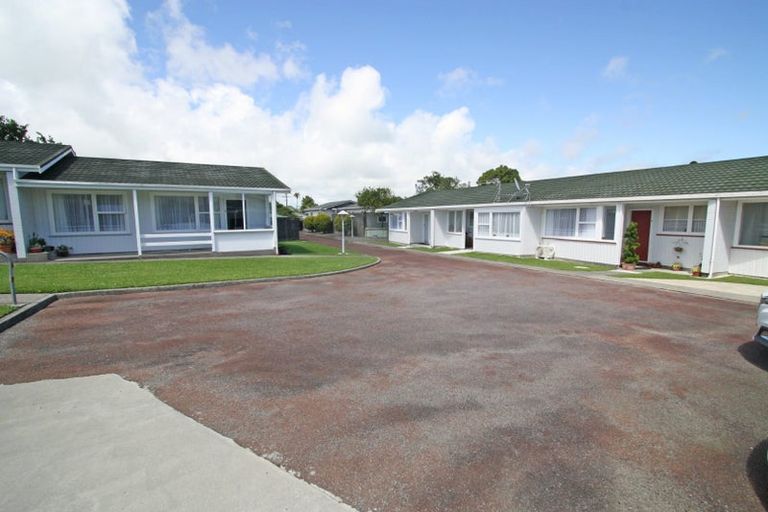 Photo of property in 5a Trafalgar Street, Westown, New Plymouth, 4310