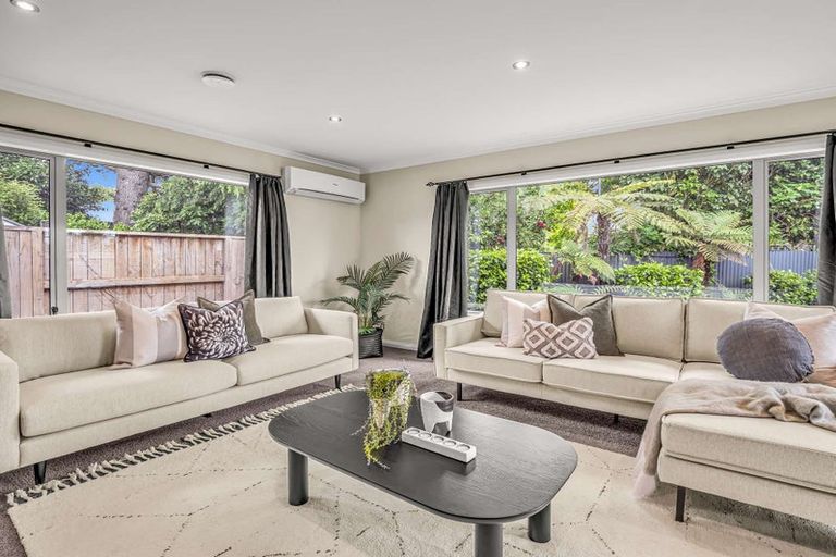 Photo of property in 14a Duna Place, Takaro, Palmerston North, 4412