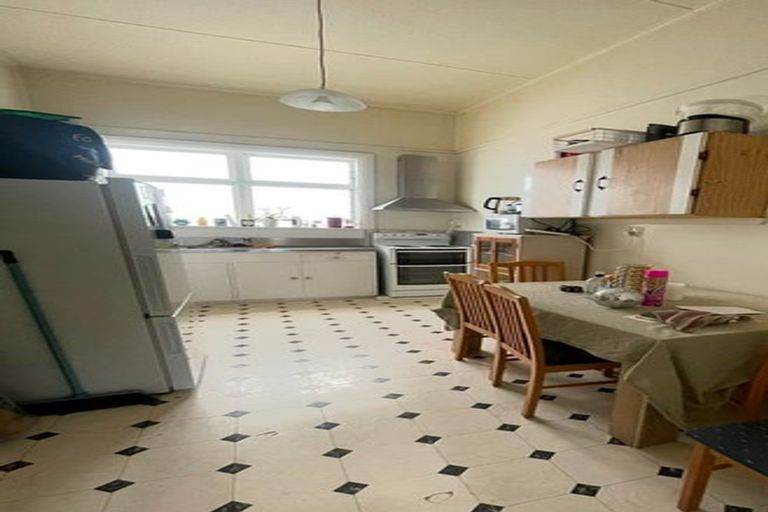 Photo of property in 23 Nairn Street, Mount Cook, Wellington, 6011