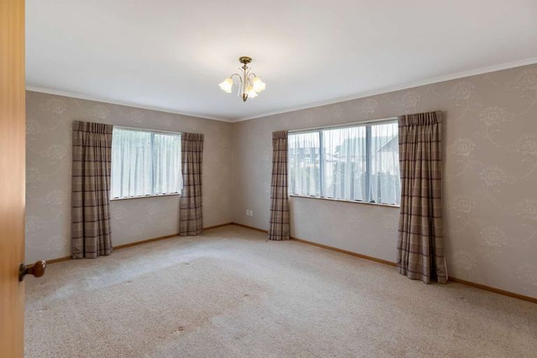 Photo of property in 5 Wanganui Road, Marton, 4710