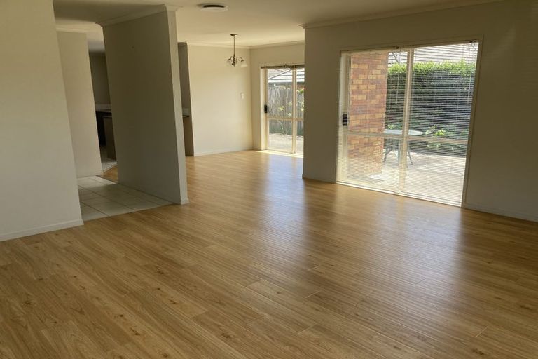 Photo of property in 101 Kitchener Road, Pukekohe, 2120