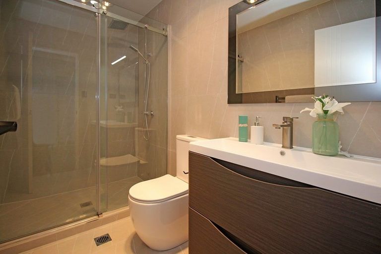 Photo of property in 64a Friesian Drive, Mangere, Auckland, 2022