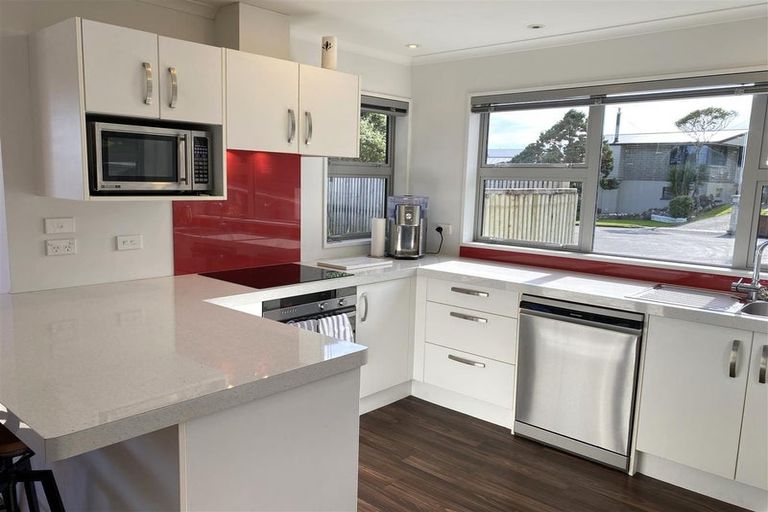 Photo of property in 2 Fernhill Place, Karoro, Greymouth, 7805