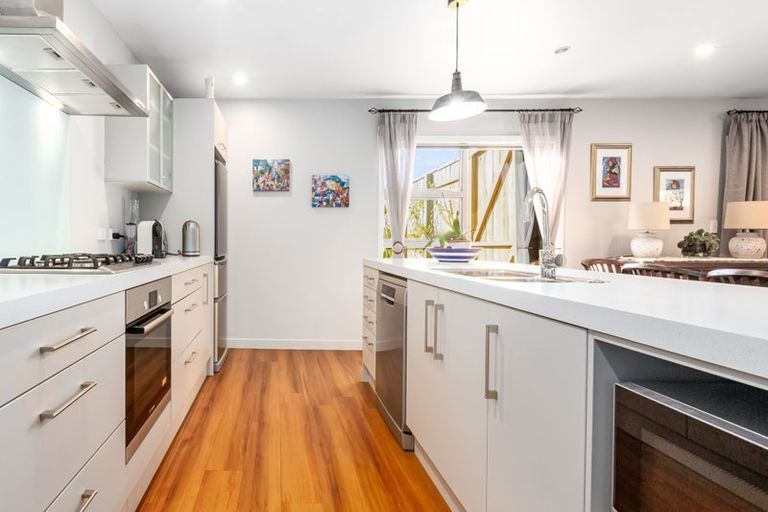 Photo of property in 130 Navigation Drive, Whitby, Porirua, 5024