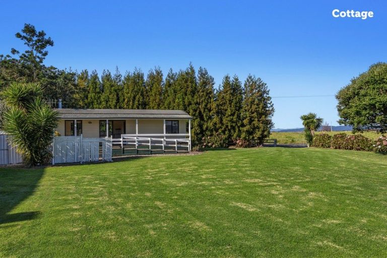 Photo of property in 9 Moore Road, Thornton, Whakatane, 3194