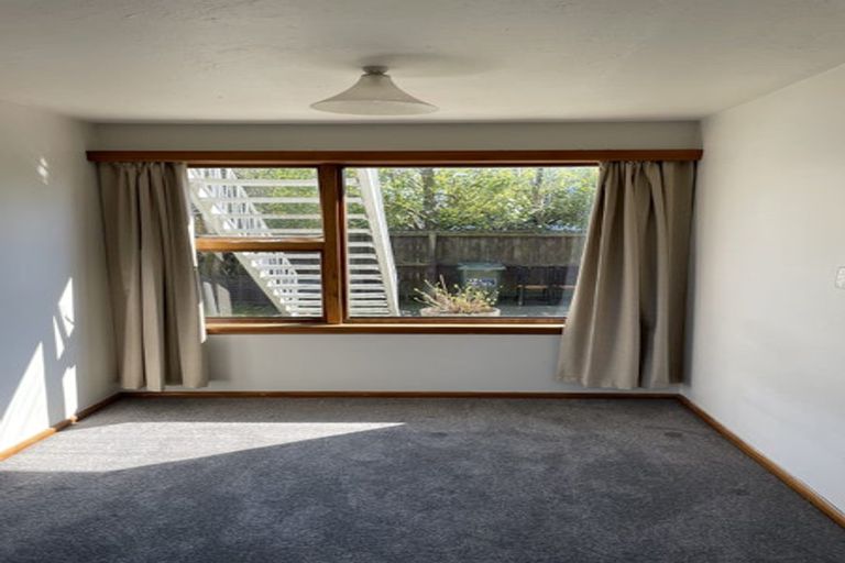 Photo of property in 2/23 Donald Place, St Albans, Christchurch, 8014