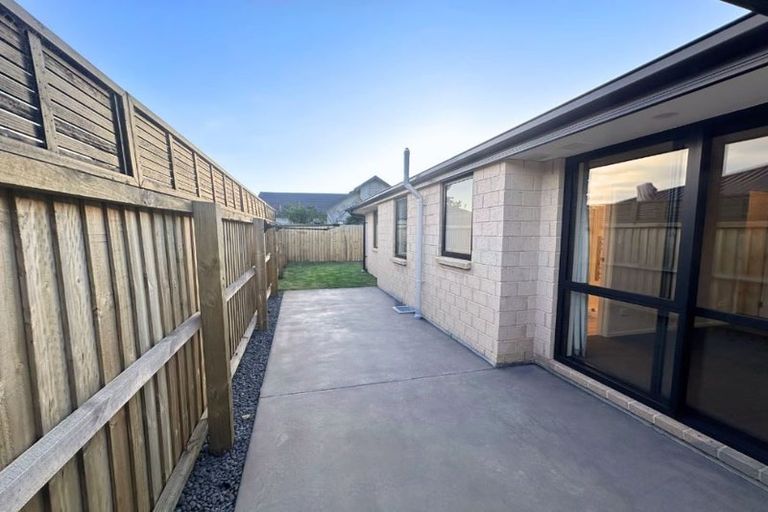Photo of property in 5 Selfe Crescent, Burwood, Christchurch, 8083