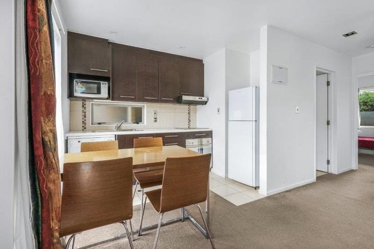 Photo of property in 18u2 Lorne Street, Melville, Hamilton, 3206