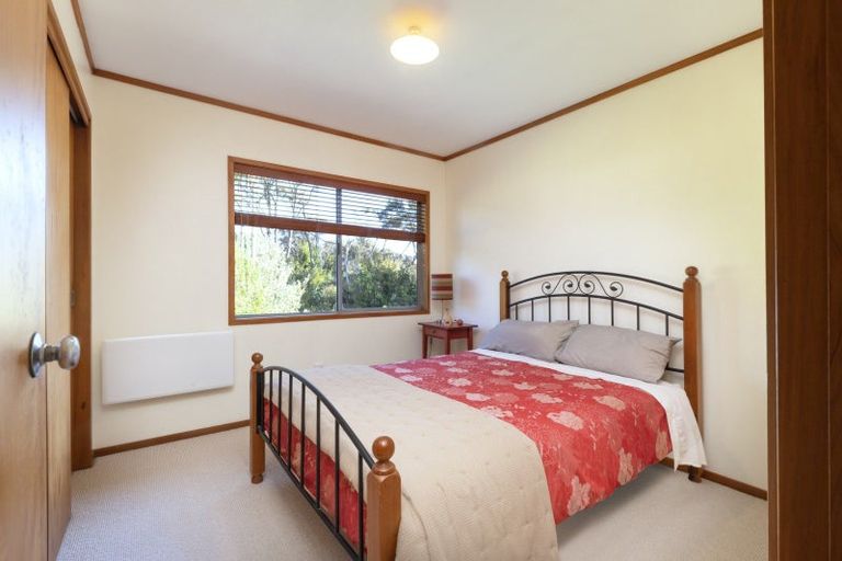 Photo of property in 457 Kiwitahi Road, Helensville, 0875