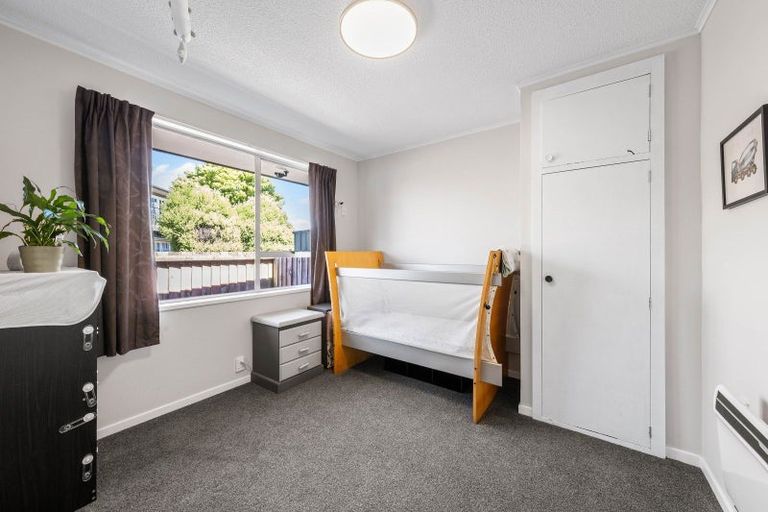 Photo of property in 6 Cam Place, Harewood, Christchurch, 8051
