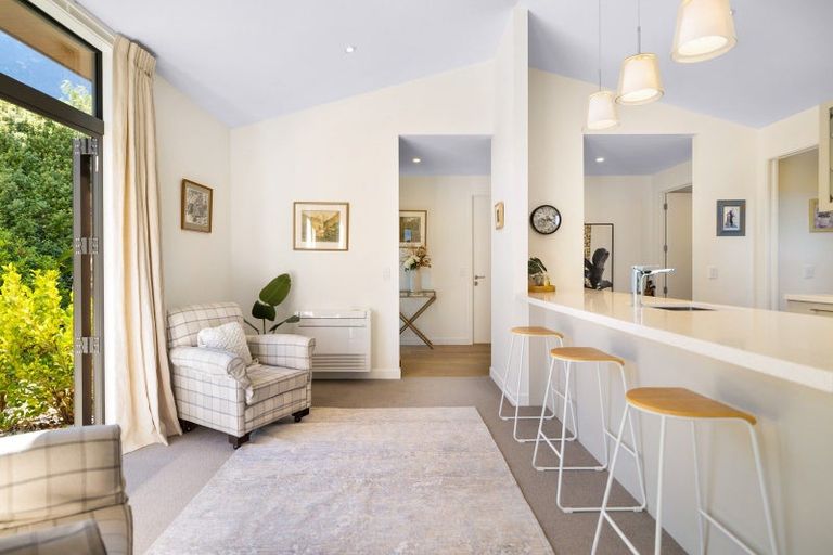 Photo of property in 47 Jacks Point Rise, Jacks Point, Queenstown, 9371