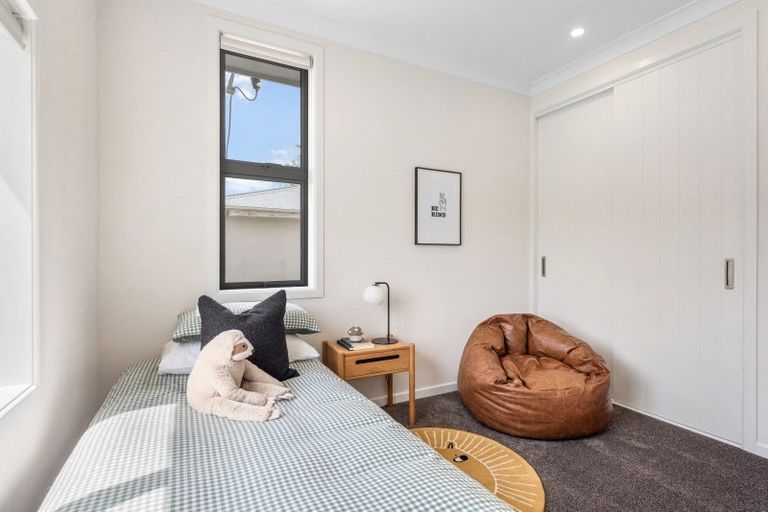 Photo of property in 109 Seaward Road, Edendale, 9825