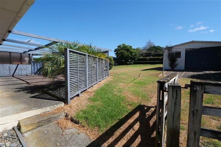 Photo of property in 32 Paerata Road, Pukekohe, 2120