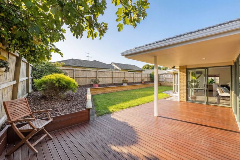 Photo of property in 94 Westerham Drive, Dannemora, Auckland, 2016