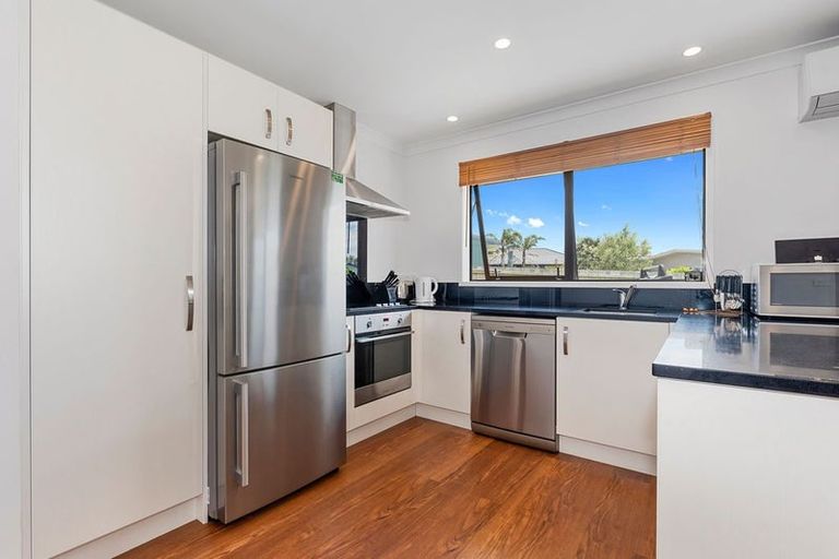 Photo of property in 11 Ata-mahina Way, Ruakaka, 0116