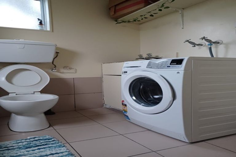 Photo of property in 45 Fraser Avenue, Johnsonville, Wellington, 6037