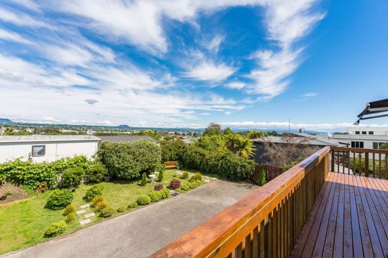 Photo of property in 113 Acacia Bay Road, Nukuhau, Taupo, 3330