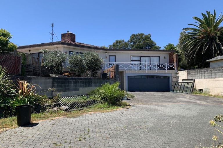 Photo of property in 15 Gracechurch Drive, Flat Bush, Auckland, 2016