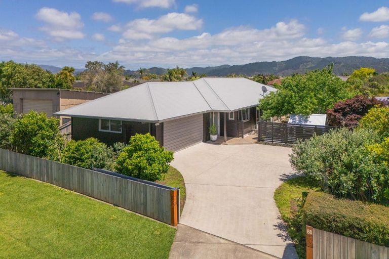 Photo of property in 8b Cook Drive, Whitianga, 3510