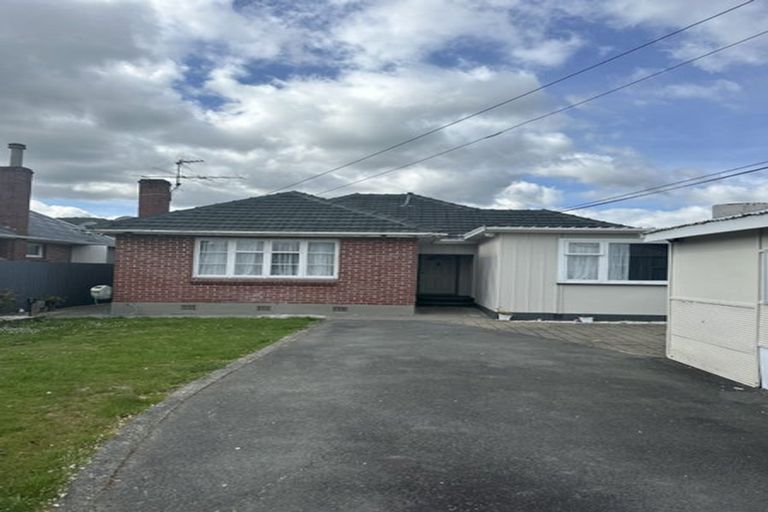 Photo of property in 39 Ararino Street, Trentham, Upper Hutt, 5018