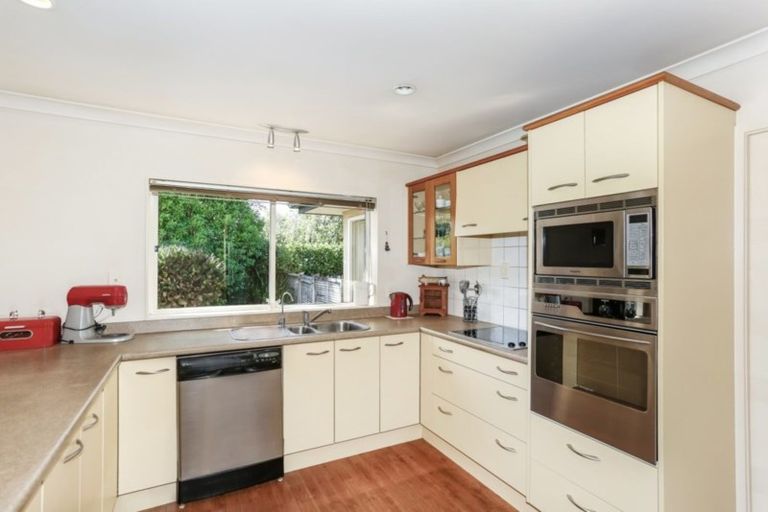 Photo of property in 42a Kitchener Road, Waiuku, 2123
