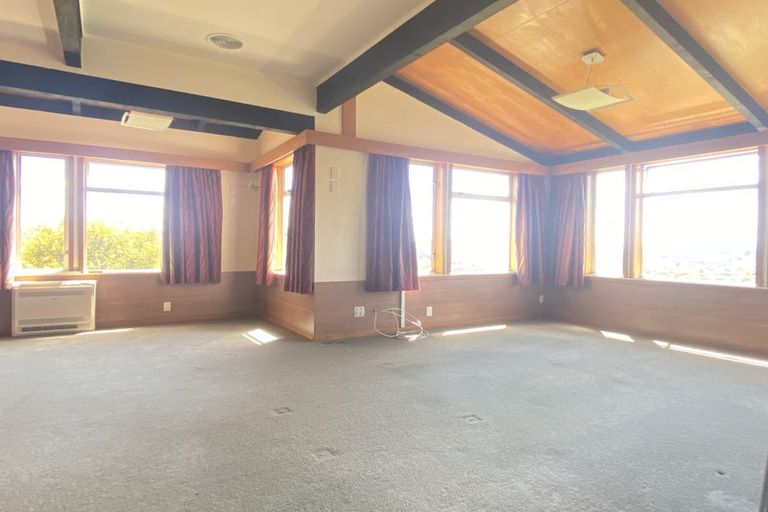 Photo of property in 36 Wrights Hill Road, Karori, Wellington, 6012